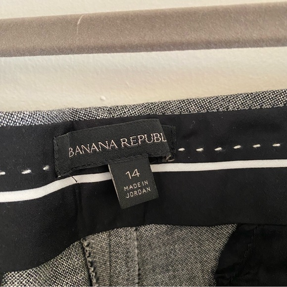 NWT Grey Banana Republic size 14 pants. - Picture 3 of 9